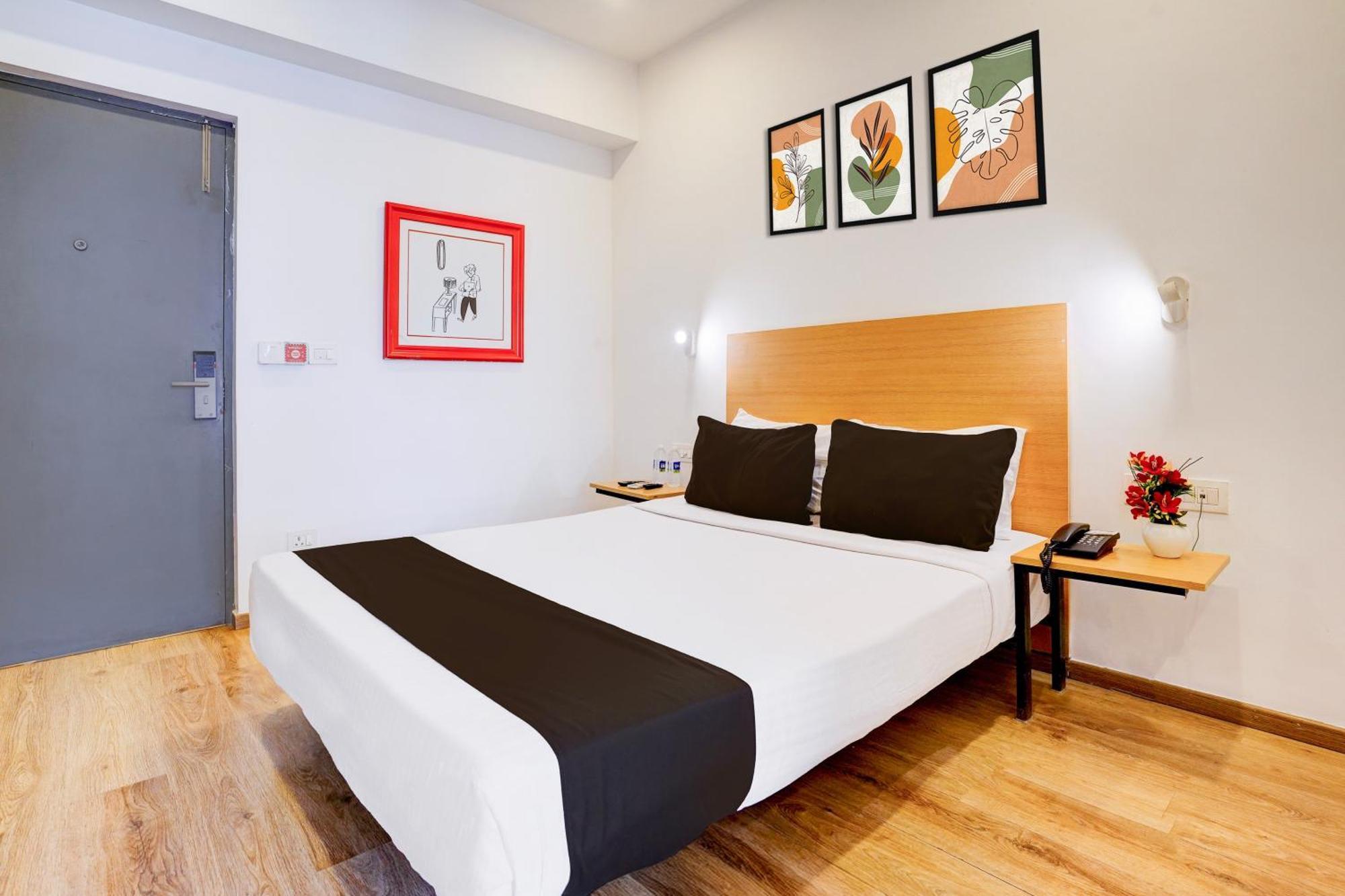 Hotel Townhouse Khar The Habitat Mumbai Exterior foto